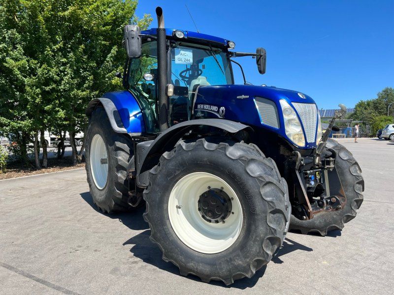 New Holland T 7.270