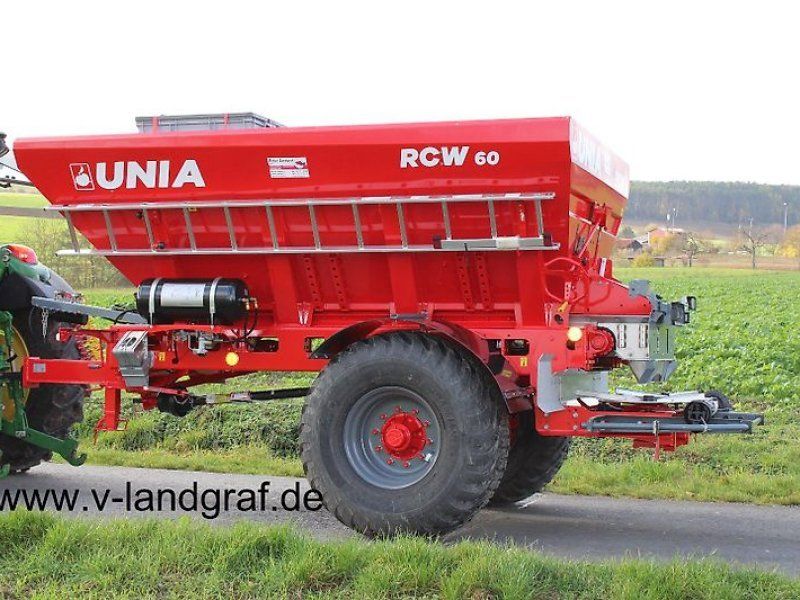 Unia RCW 60 Kalkstreuer Düngerstreuer 6000L