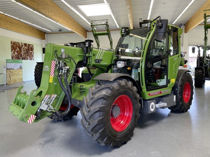 Fendt CARGO T740 