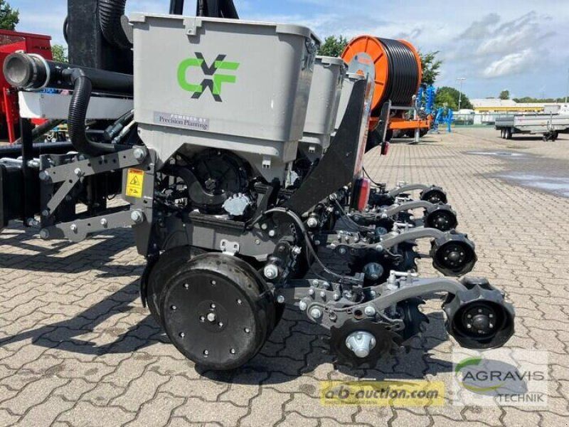 Agco PRECISION PLANTING 8 REIHEN