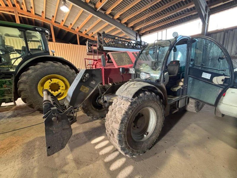 Massey Ferguson TH 7038