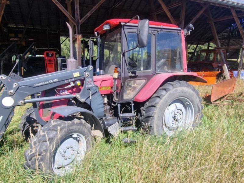 Belarus MTS 820 + Frontlader Stoll