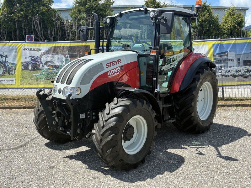 Steyr Kompakt 4085 Komfort 1