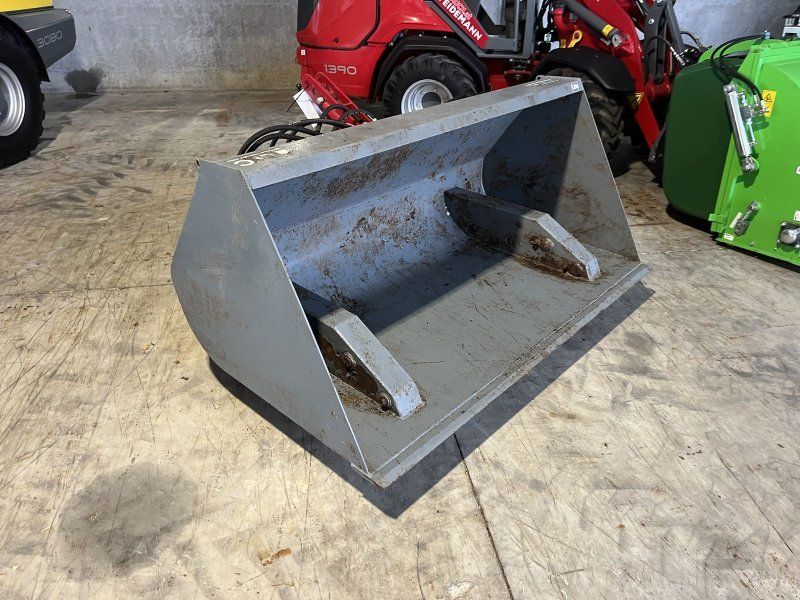 Hochkippschaufel 1800mm mit Dreipunkt