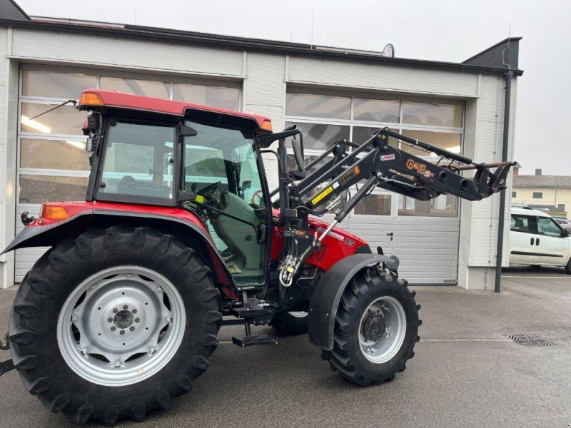 Case IH JXU 85 + Frontlader Hauer + Pfegebereifung