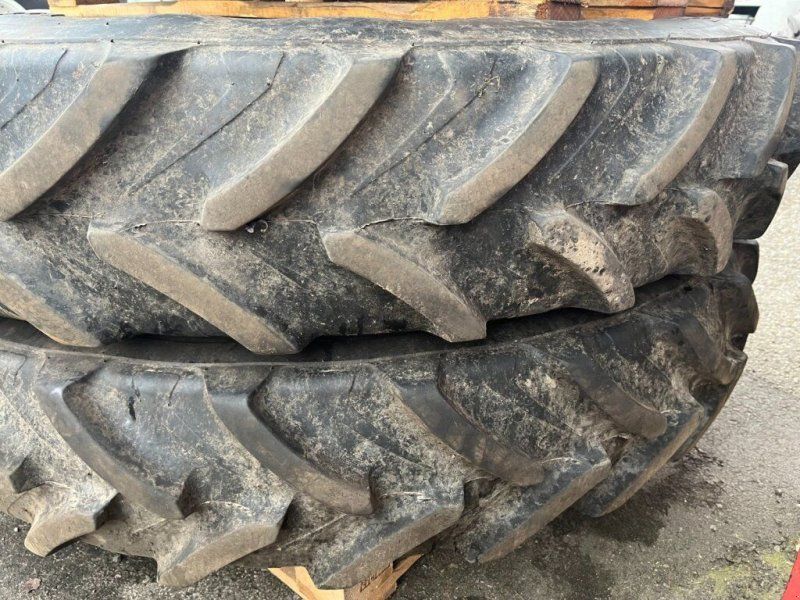 Trinker Pflegeräder 300/95R46  270/80R36