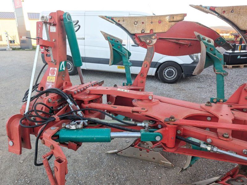 Kverneland LB100-300 5Schar 28er Körper