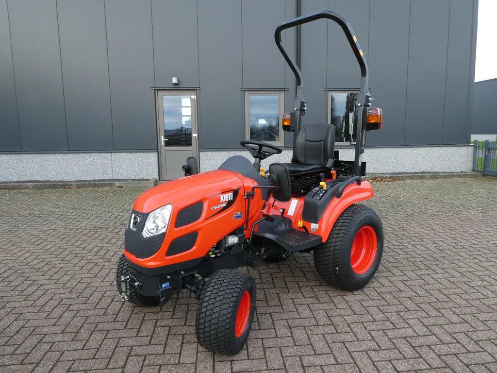 Kioti CS2510 4wd HST / 00001 Draaiuren / Hoge Gazonwielen