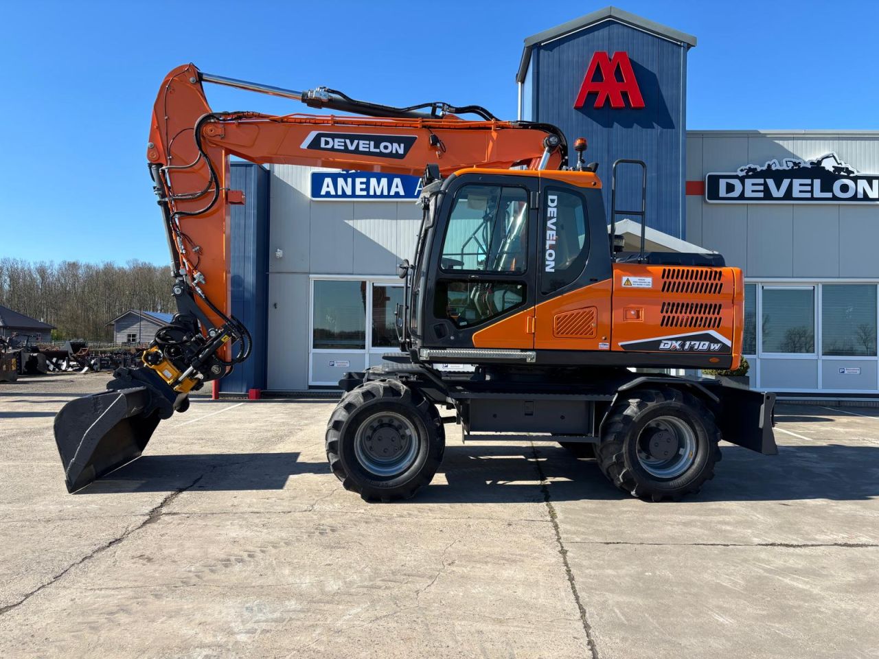 Doosan DX170W-5