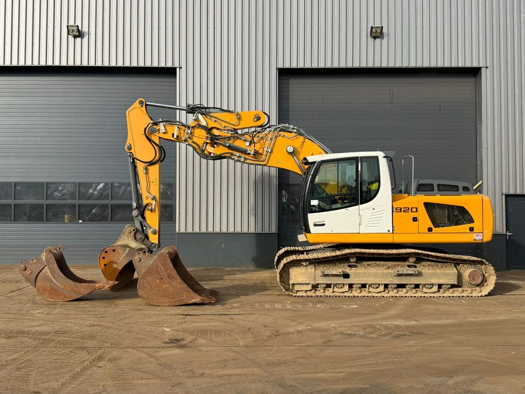 Liebherr R920LC