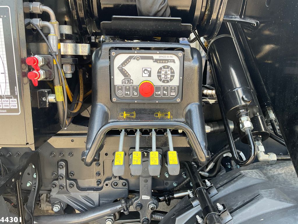 Volvo FMX 500 8x4 Euro 6 Hiab 65 Tonmeter laadkraan + Multilift 25 Ton haakarmsysteem NEW AND UNUSED!