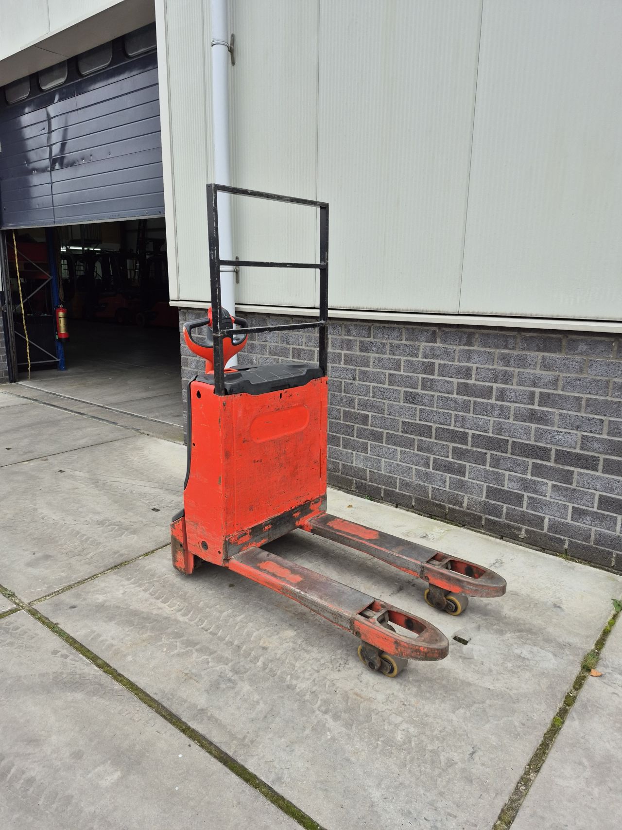 Linde T16 voor blokpallets 1474 uur bj 2020