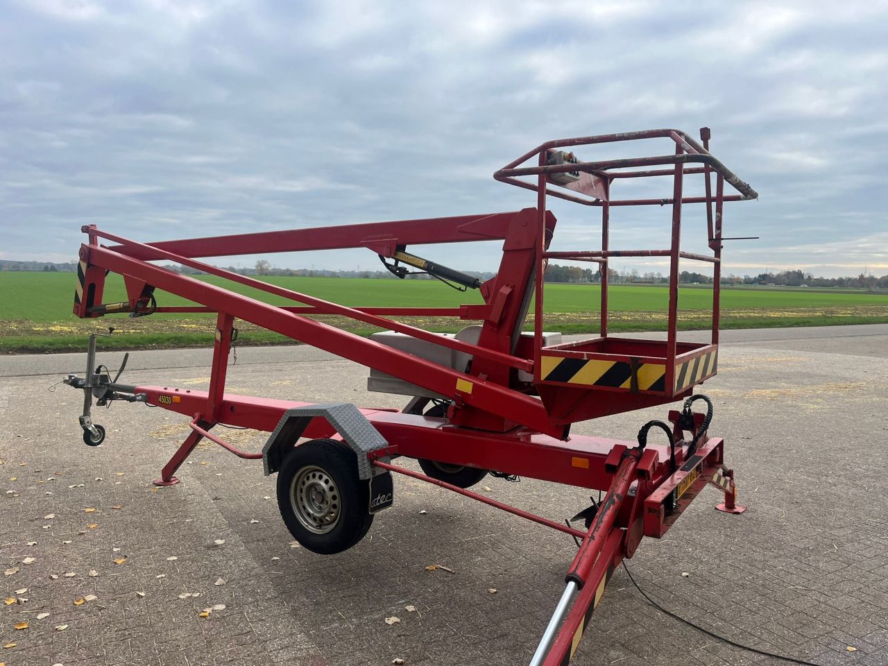 Sky High 1200 Hoogwerker | 2004 | 215kg | 12m | Electrisch 230V