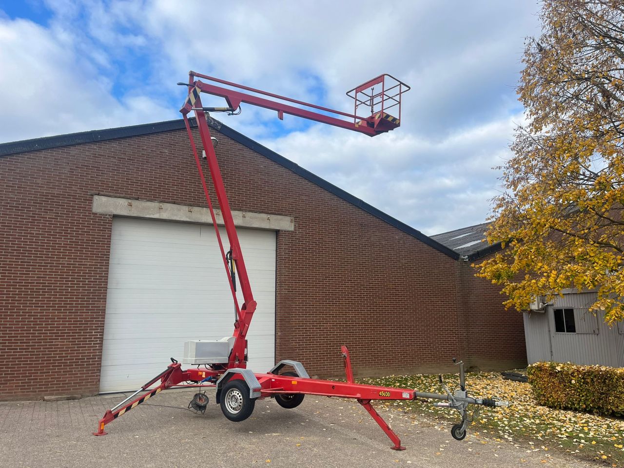 Sky High 1200 Hoogwerker | 2004 | 215kg | 12m | Electrisch 230V