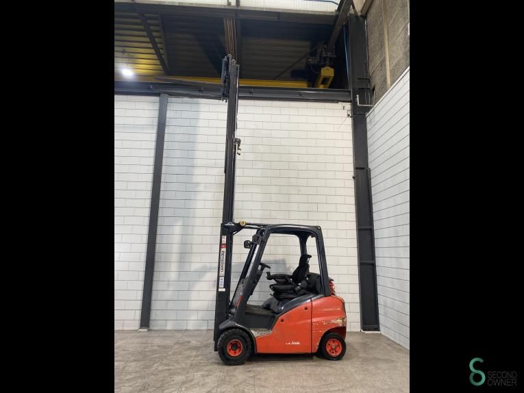 Heftrucks LPG Linde H20T 2008