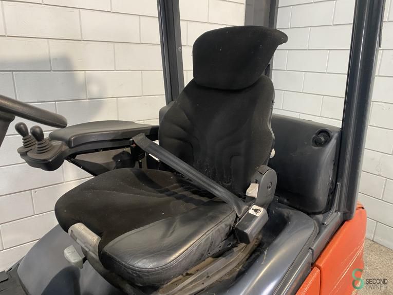 Heftrucks LPG Linde H20T 2008