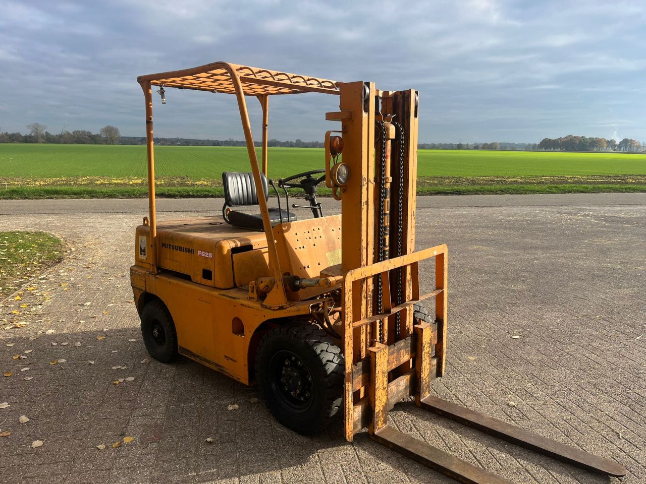Mitsubishi FG25 Heftruck | Benzine | 1990 | 1059U | 2.5T | 370CM