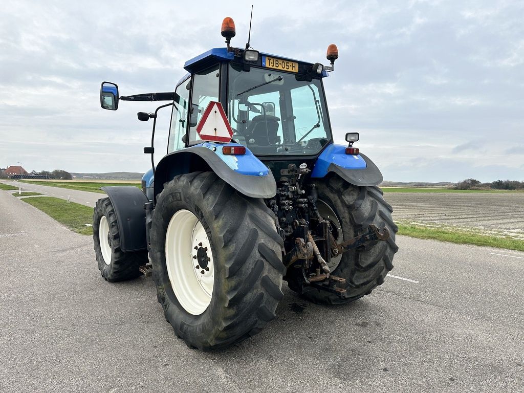 New Holland TM 135