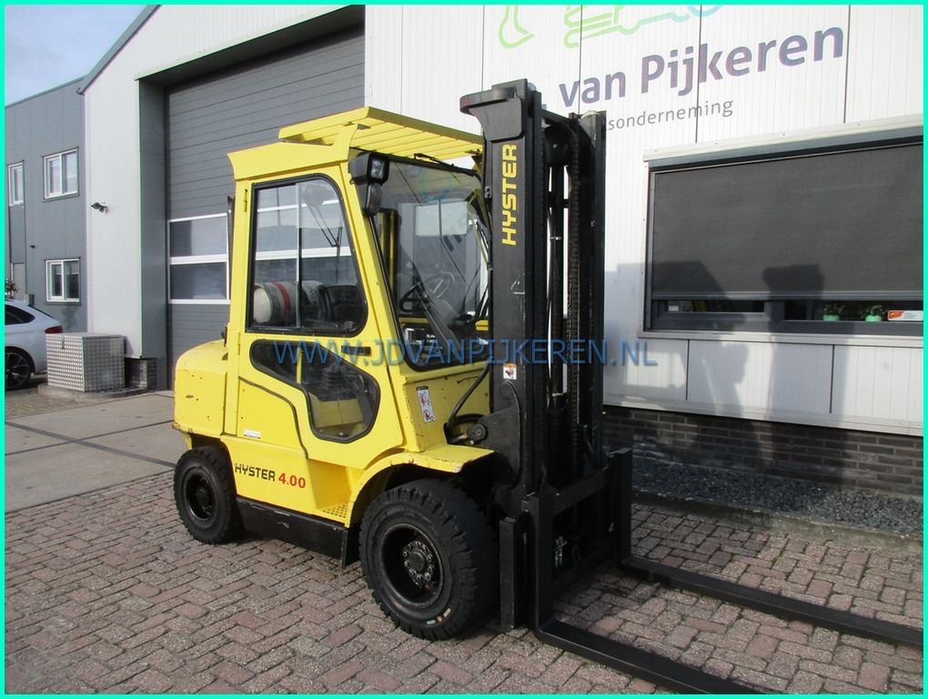 Hyster H4.00XM 2006 8647uur cabine + 3x hydrauliek