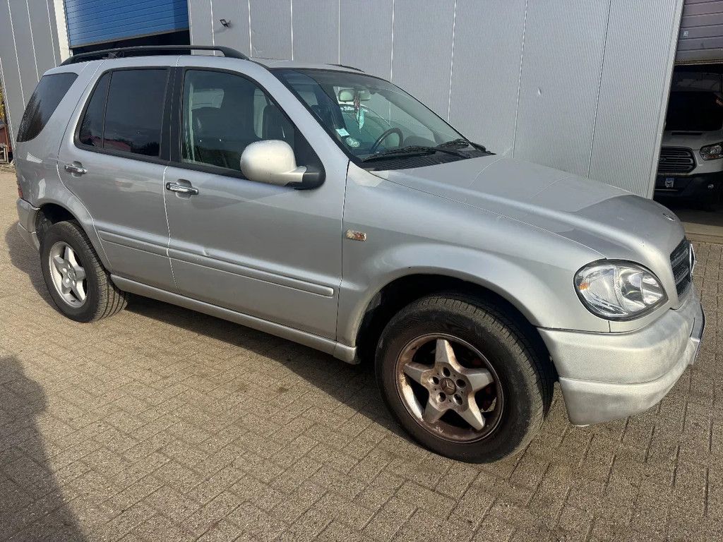 Mercedes-Benz ML-klasse **270CDI-AIRCO-FRENCH CAR**