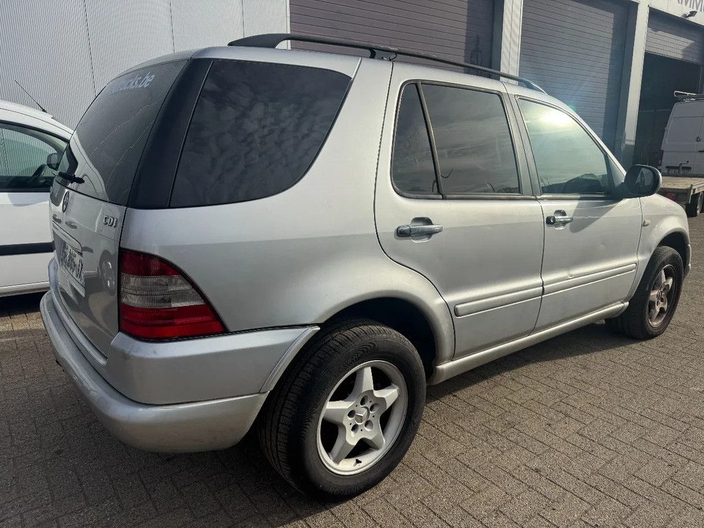 Mercedes-Benz ML-klasse **270CDI-AIRCO-FRENCH CAR**