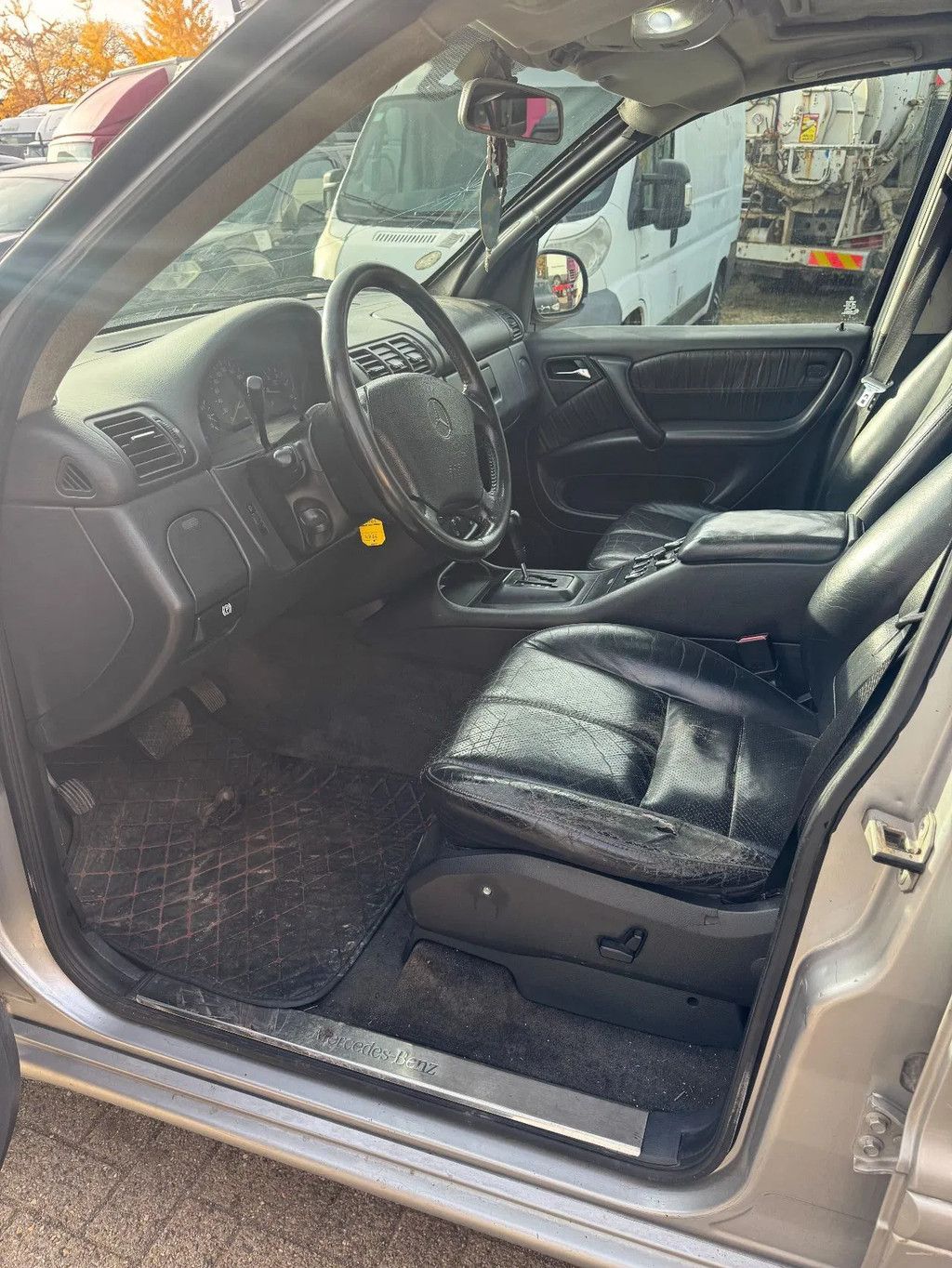 Mercedes-Benz ML-klasse **270CDI-AIRCO-FRENCH CAR**