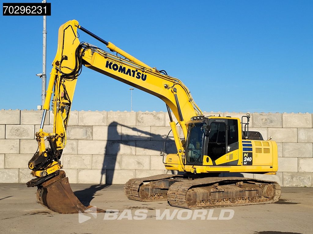 Komatsu PC240 LC-10