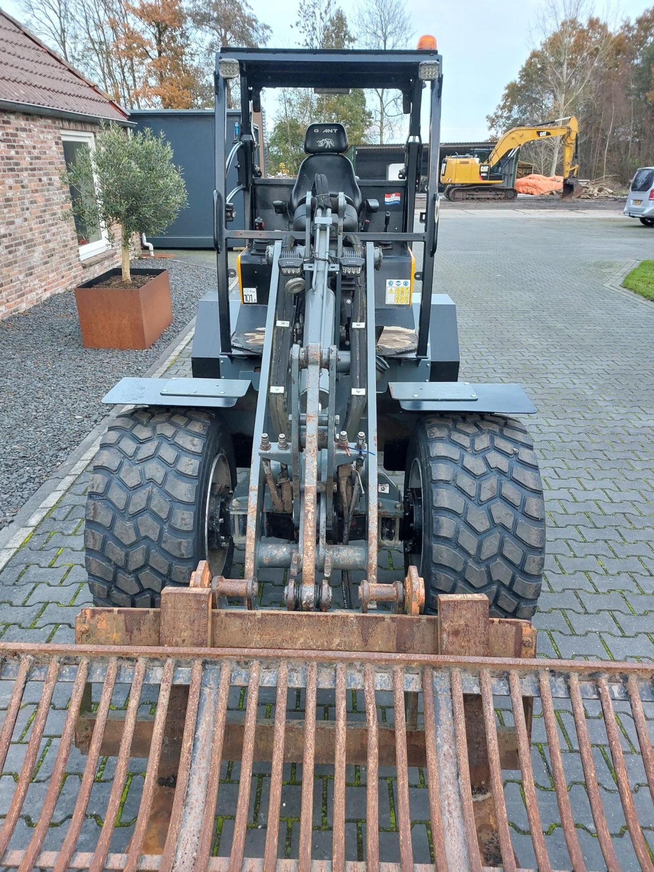 Giant V5003T X-tra HD