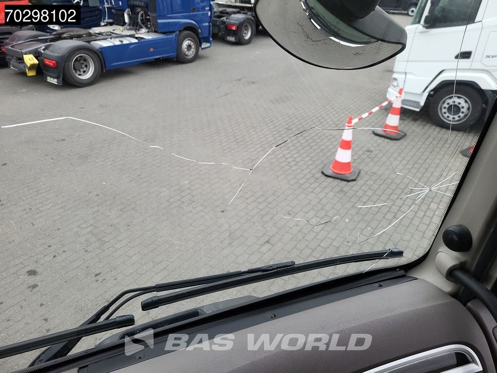 DAF XF 530 4X2 Retarder Standairco ACC Euro 6