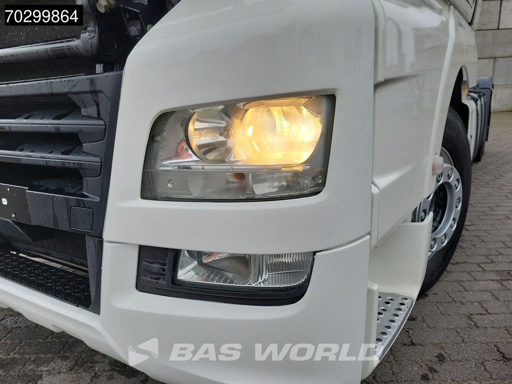 MAN TGX 18.460 4X2 XLX Retarder 2xTanks ACC Euro 6