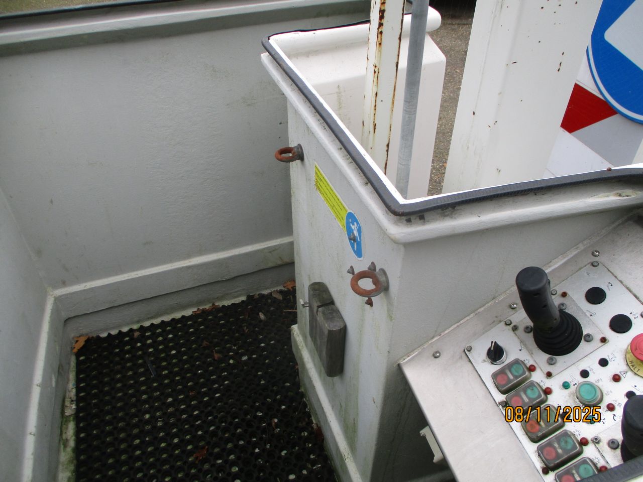 IVECO DAILY 35C15 HOOGWERKER 2012