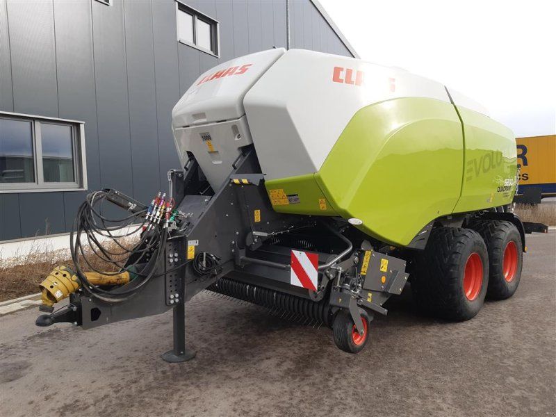 Claas Quadrant 5200 FC Evolution
