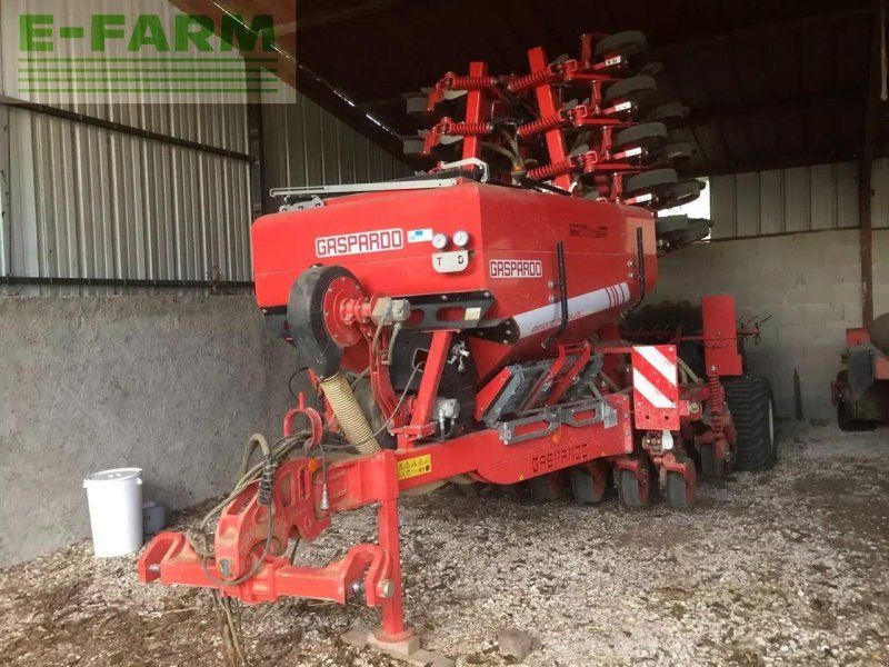 Gehl gigante 600 33 ro