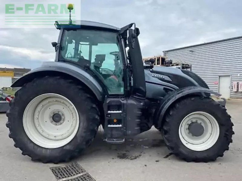 Valtra t234 versu Versu