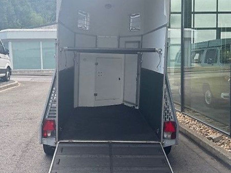 Böckmann Uno 2-Pferde 1,6t Sattelkammer Holz/Poly