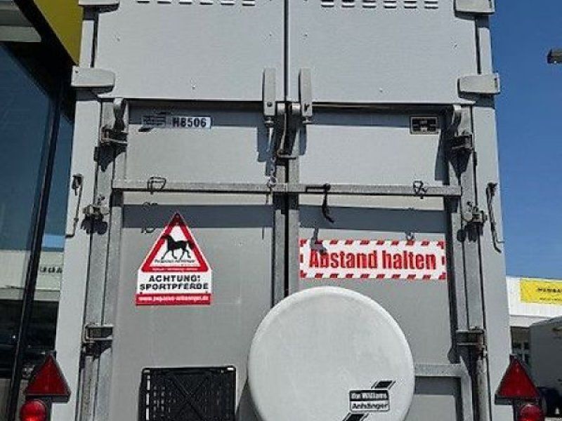 Ifor Williams HB 506 2 Pferde Aluboden FRONTAUSSTIEG