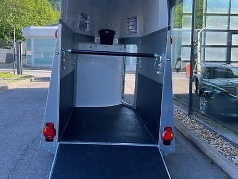 Humbaur Single Alu  1,5er Pferdeanhänger NEU SK