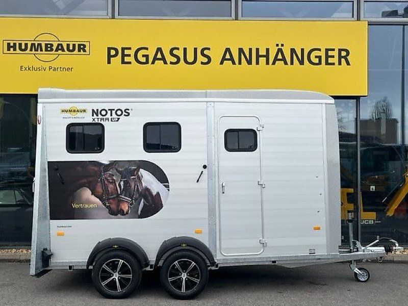Humbaur Notos Xtra UP 2-Pferde 2,7t. SK DS