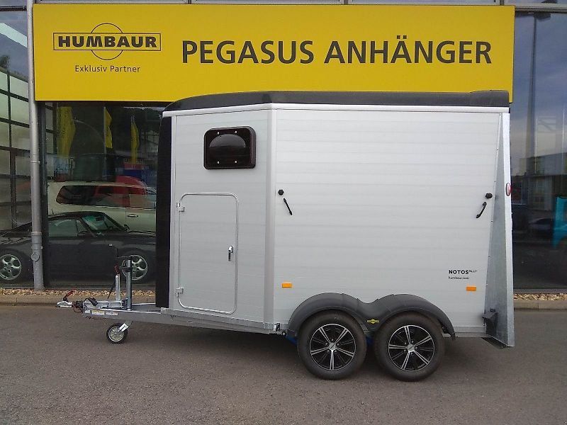 Humbaur Notos Alu Pferde Pferdeer 2,4t