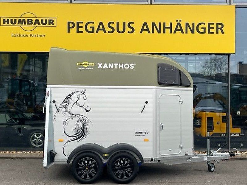 Humbaur Xanthos 2-Pferde 2,4t. SK DS NEU