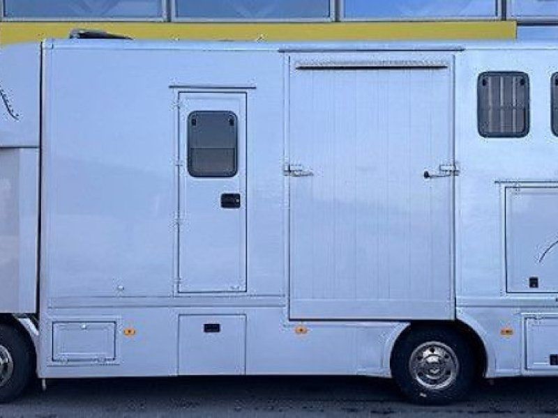 MAN TGL 8.180 Pferdeer LKW  Wohnabteil 8,8t