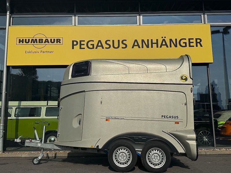 Humbaur Pegasus Pferde Aluboden 2,4t Vollpoly