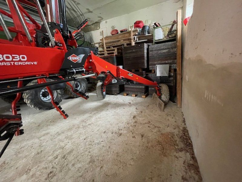 Kuhn GA 8030