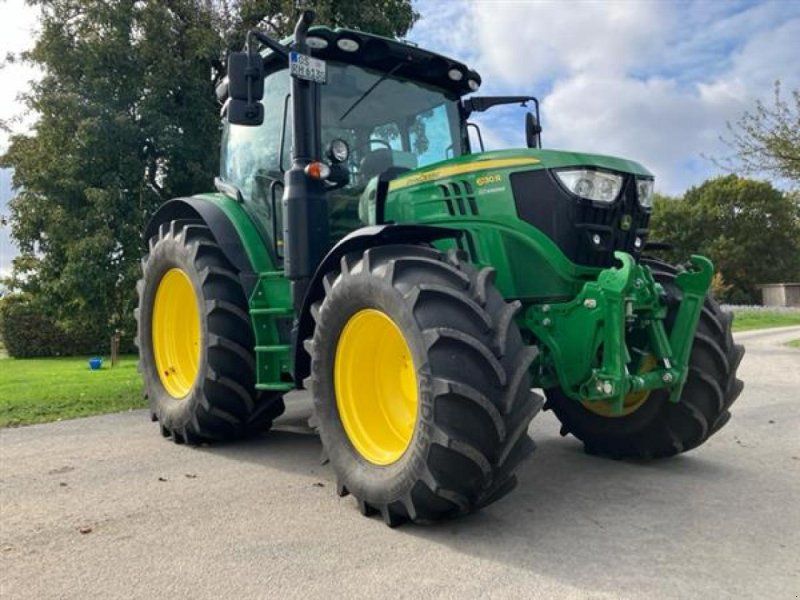 John Deere 6130R