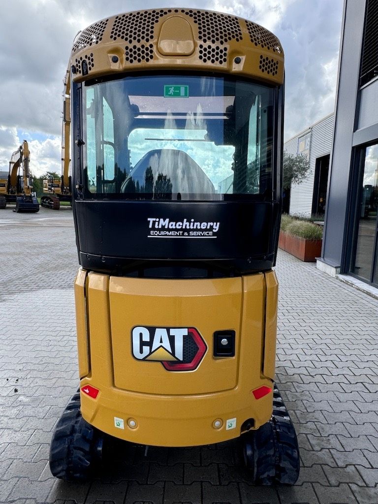 CAT 301.8