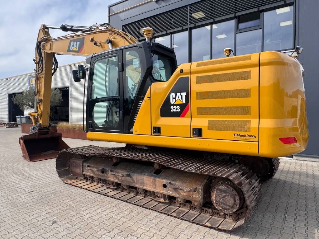 CAT 323 incl. Trimble Earthworks 3D GPS