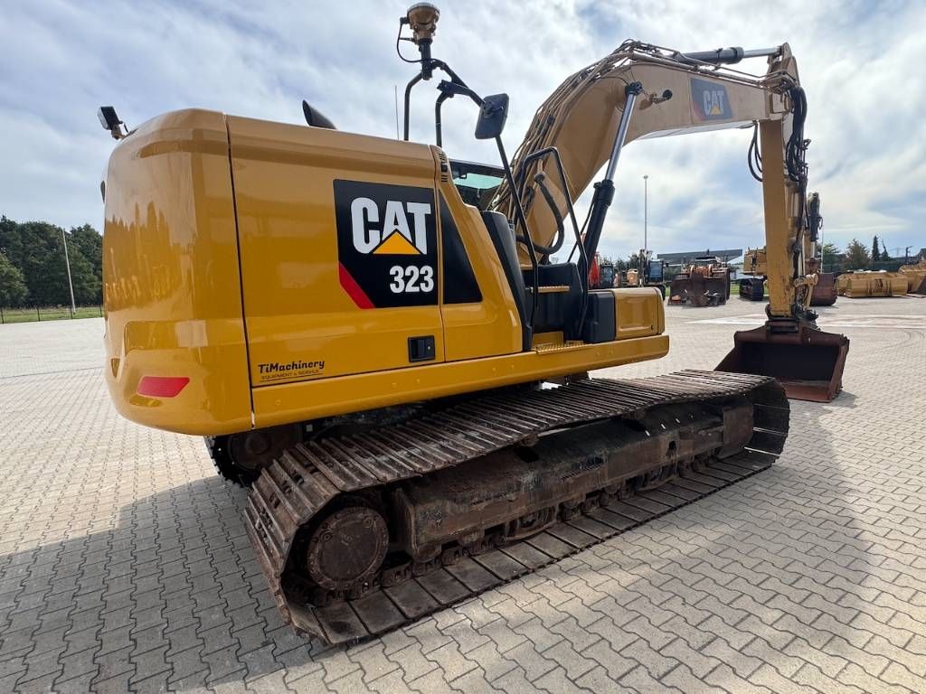 CAT 323 incl. Trimble Earthworks 3D GPS