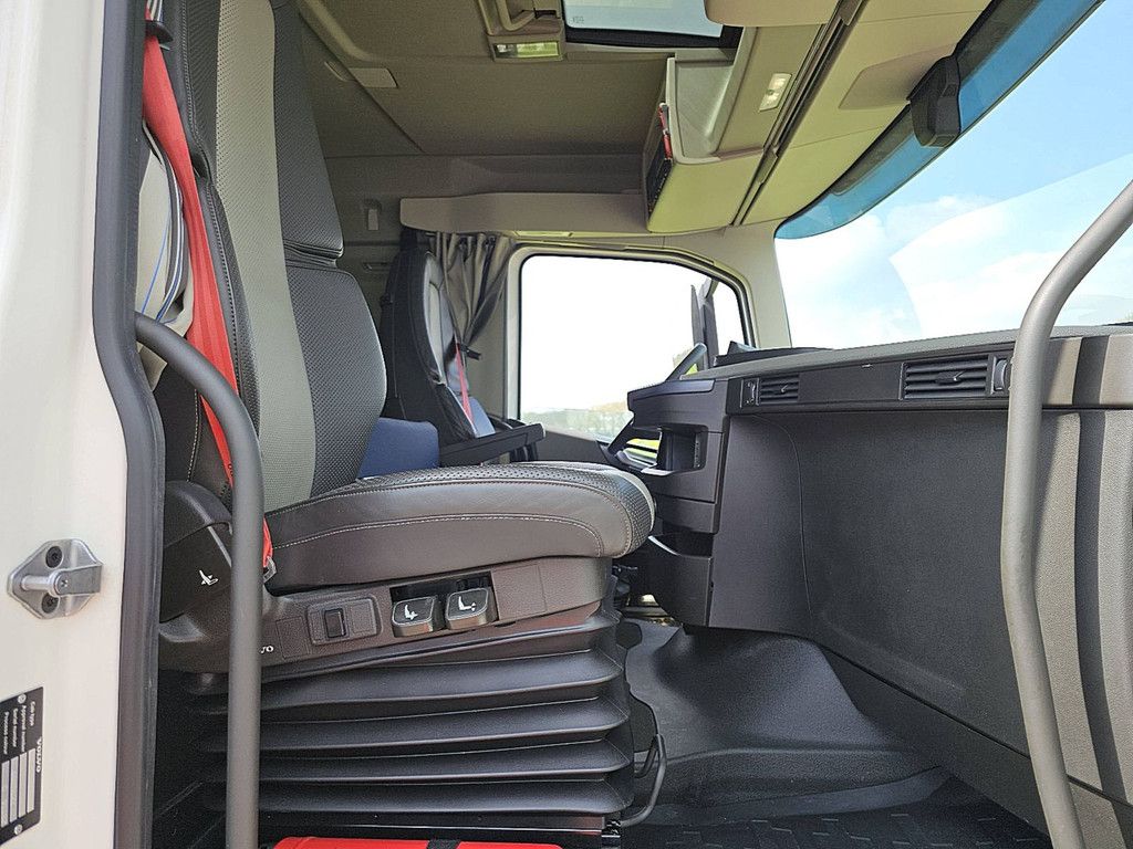 VOLVO FH 500 fh5 6x2 steered pto