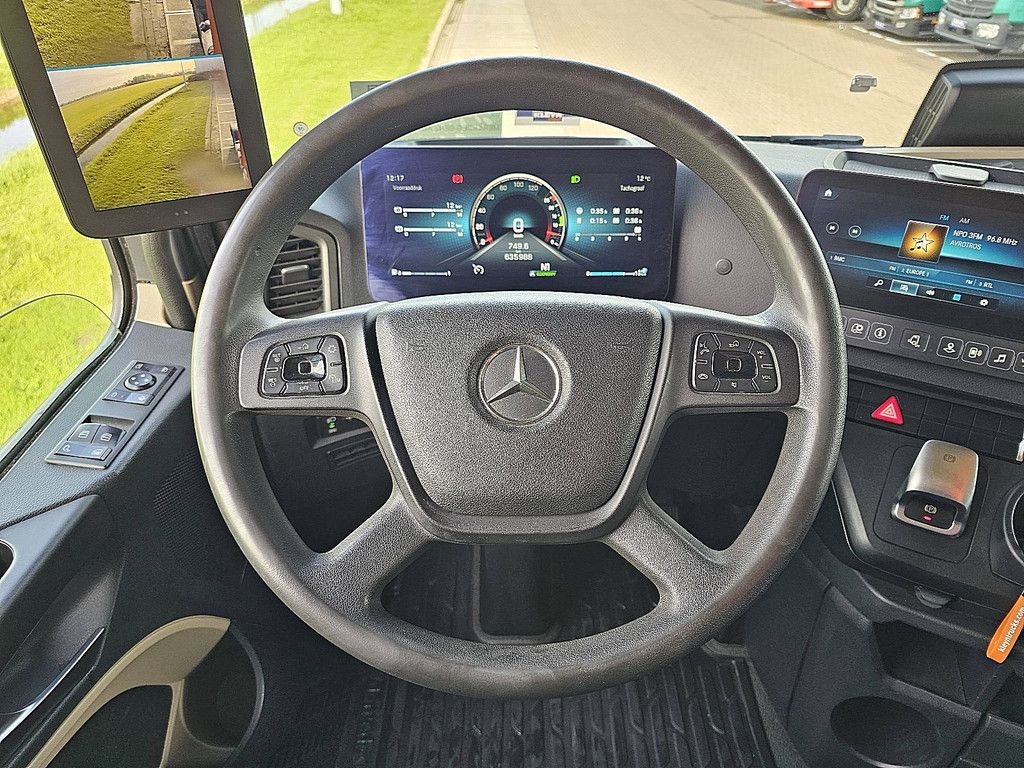 MERCEDES-BENZ ACTROS 1848 LS