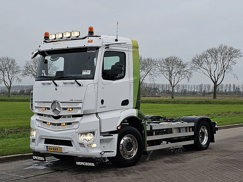 MERCEDES-BENZ ACTROS 2133 MP5